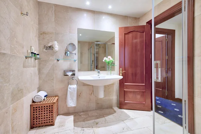 غرفة كلاسيكية ثلاثية، Roger De Lluria Hotel 7/7
