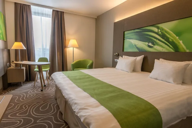 غرفة قياسية بسرير مزدوج، Holiday Inn Budapest Budaors 1/6