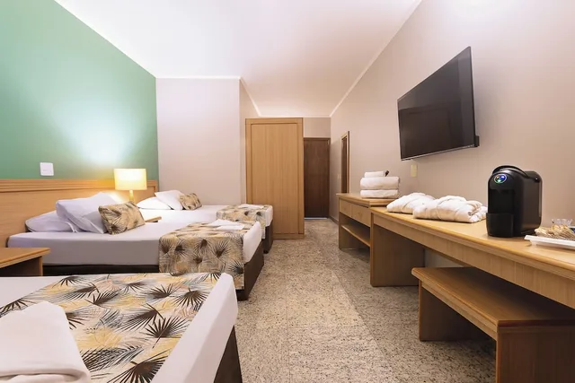 غرفة سوبيريور بسرير مزدوج وسريرين منفصلين، Hotel Golden Park All Inclusive Pocos de Caldas By Nacional Inn 2/5