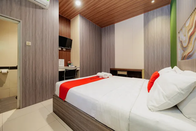 Reddoorz, Deluxe، Reddoorz Near Exit Tol Bogor 2/4