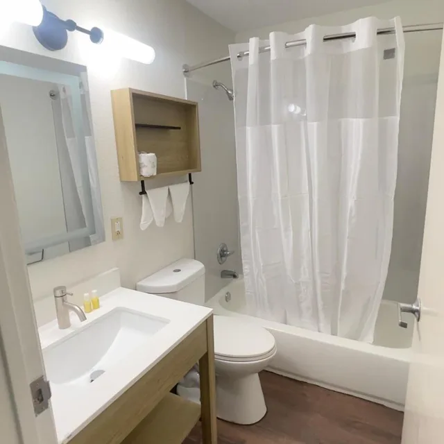 استوديو بسرير كوين، Sonesta Simply Suites Memphis 6/8
