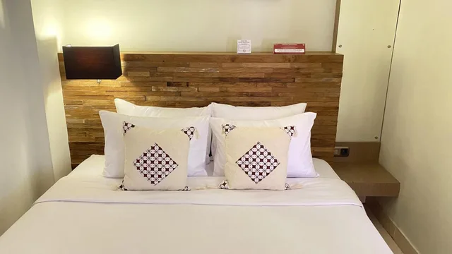 غرفة قياسية بسرير مزدوج، Mawar Asri Hotel 5/10
