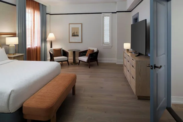 جناح بسرير كينج مع أريكة، The Algonquin Resort St Andrews By the Sea Autograph Collection 2/10