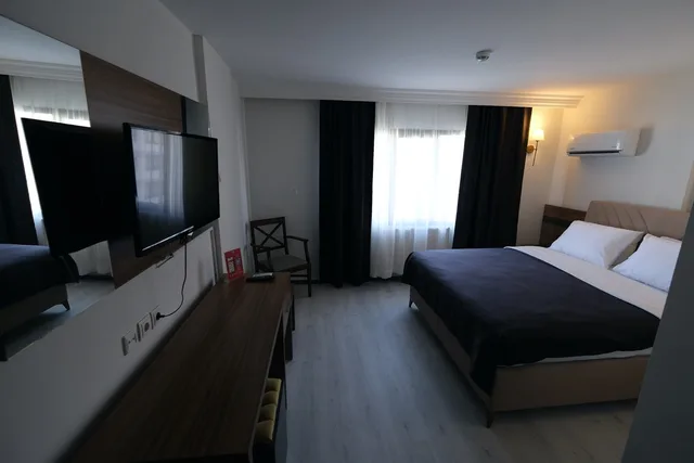 غرفة بسرير مزدوج، Üstün Otel Alsancak 1/10