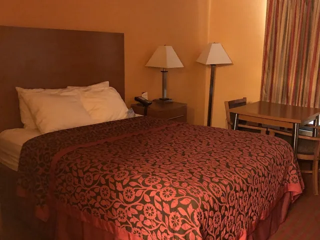 جناح استوديو بسرير كينج، Days Inn By Wyndham Franklin Ex Days Inn Franklin Ky 2/5