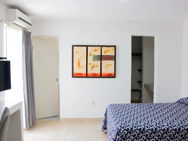 غرفة قياسية رباعية، St George Hotel 4/10