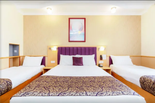غرفة قياسية ثلاثية، Eurotraveller Hotel Premier Tower Bridge 1/2
