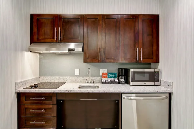 جناح بسريرين كوين لذوي الإعاقة، Homewood Suites By Hilton Clifton Park 5/5