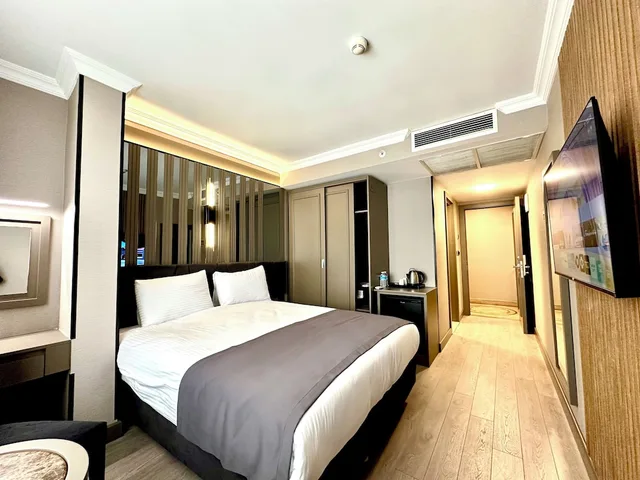 غرفة قياسية بسرير مزدوج بإطلالة على المدينة، Aven Hotel 8/10