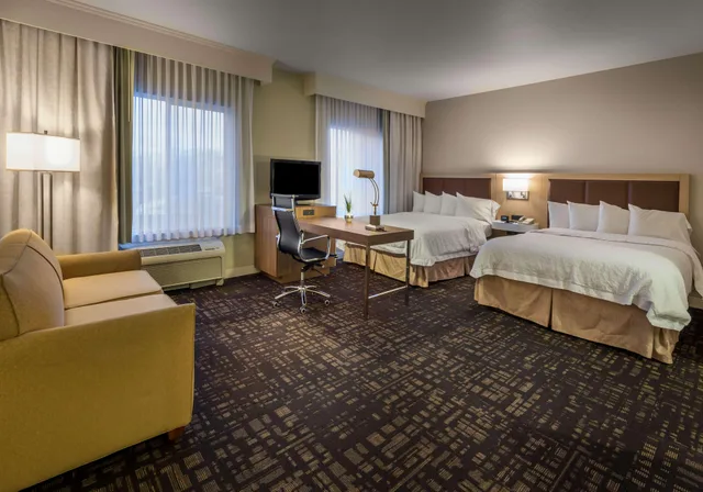 استوديو بسريرين كوين، Hampton Inn Suites Reno Nv 1/2