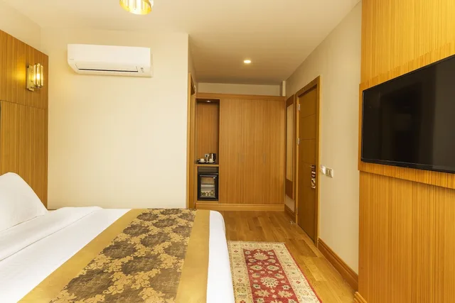 غرفة قياسية بسريرين منفصلين، Acra Hotel 3/7
