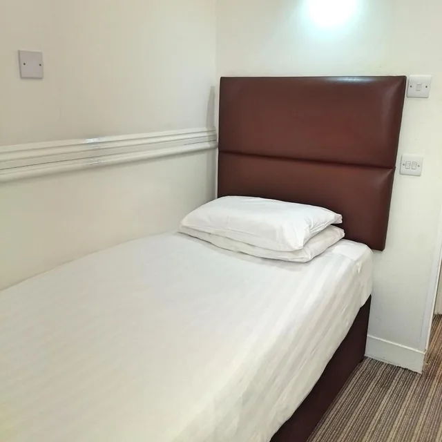 Room, Single, External Bathroom، GARDEN COURT HOTEL 3/10