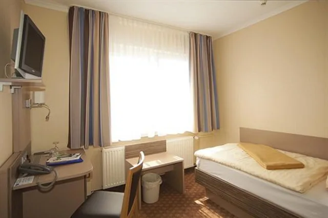 غرفة مفردة بسرير فردي، City-Hotel-Bremerhaven 1/3