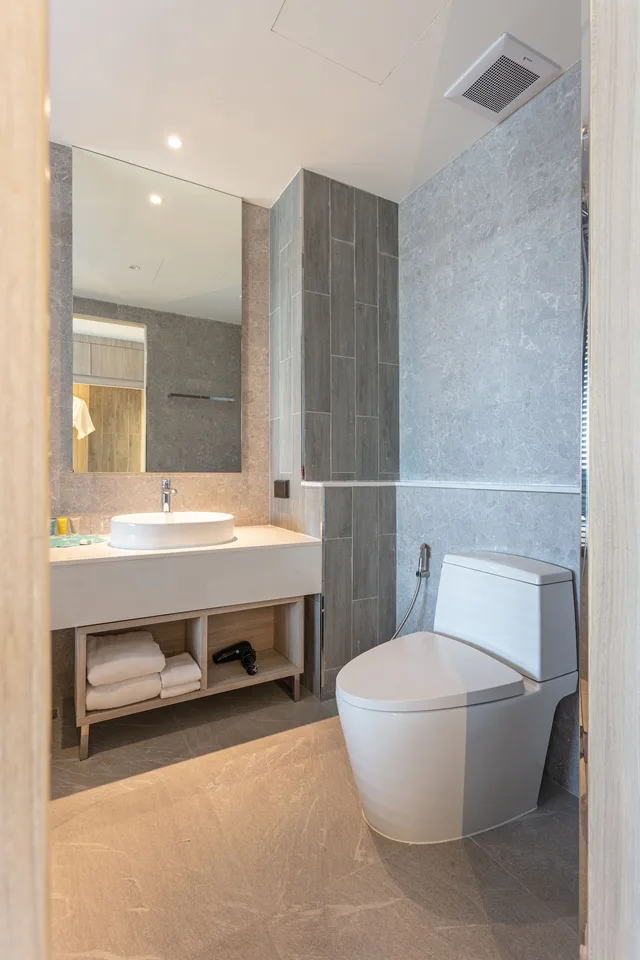 Breeze, Deluxe, Twin Beds, Laguna Grand Hotel & Spa Songkhla (SHA Certified) 4/4