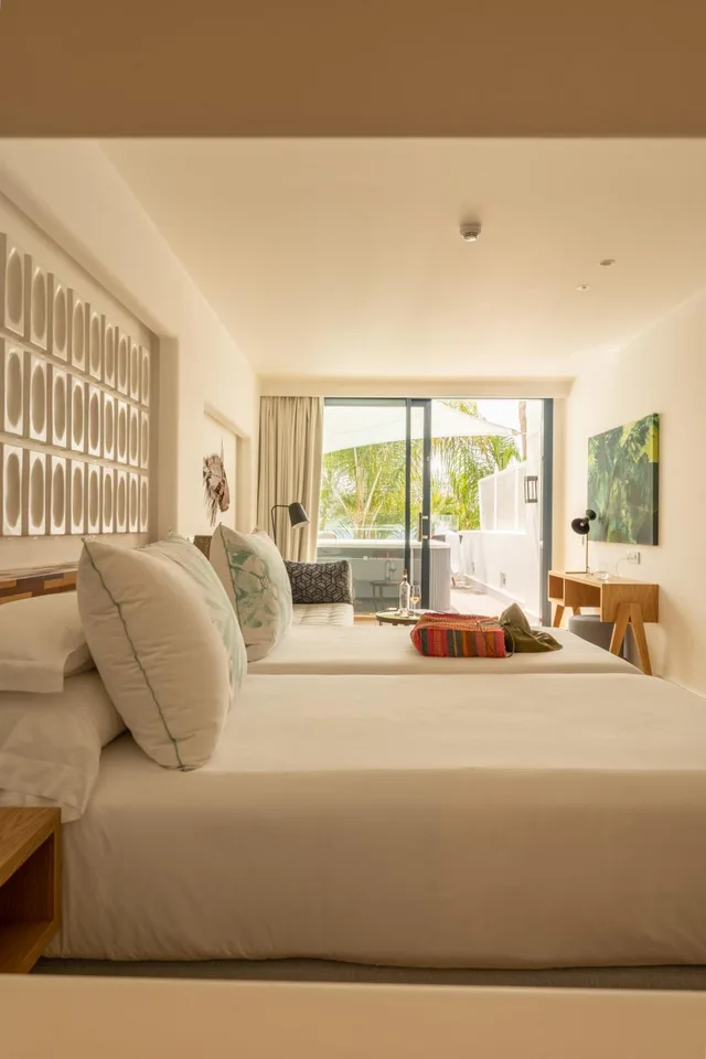 Relax, Junior Suite, King Bed, Fariones Hotel 1/1