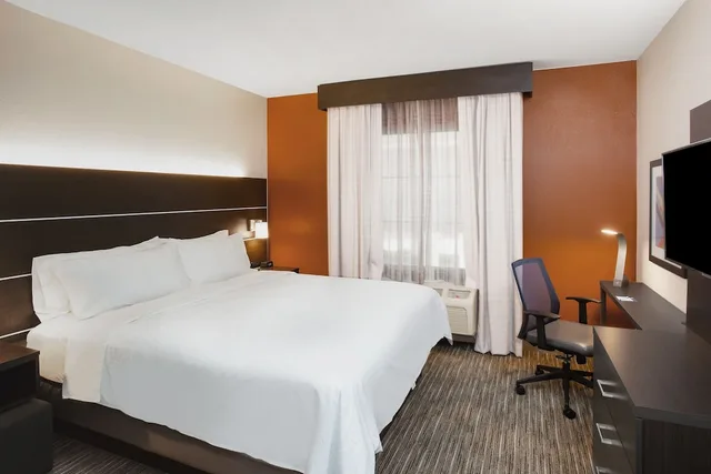 Standard, Double Bed, Holiday Inn Express Haskell-Wayne Area 1/2