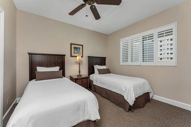 2 Bedrooms, Condo, Deluxe, King and Twin Beds, Bay Side View, 2 Bathrooms, Sofa، Vanderbilt Beach Resort 2/3