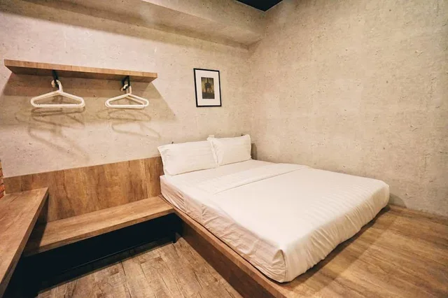 Standard, Queen Bed, No Window، Cube Bed Station - Hostel 1/1