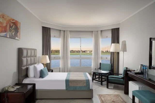 غرفة بريميوم مفردة بسرير كينج، Pyramisa Hotel Luxor 1/1