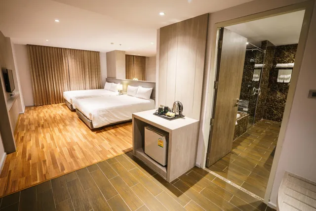 غرفة عائلية، New Season Square Hotel 2/2