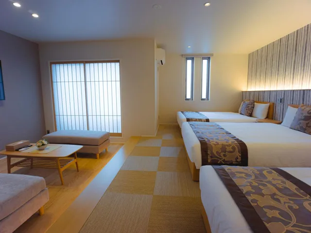 جناح عائلي بسريرين مزدوجين، Grand Base Hakata Sumiyoshi 1/2