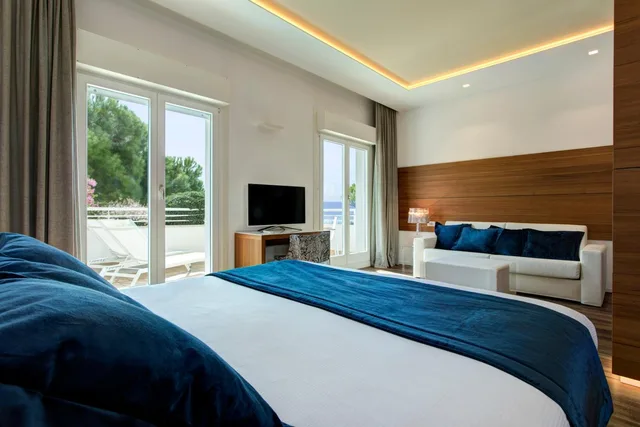 جناح جونيور بإطلالة على البحر، Hotel Aurora 2/10