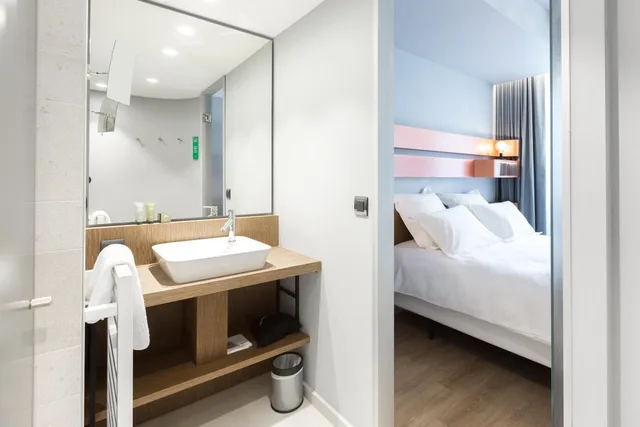 غرفة كلاسيكية بسرير مزدوج، Golden Tulip Saint Malo 5/7