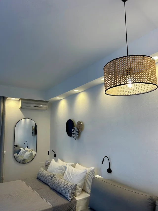 غرفة ديلوكس ثلاثية بسرير كوين بشرفة مع أريكة، Sea View Apartments and Studios 6/10