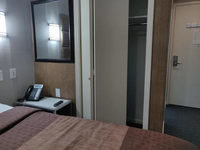غرفة بسرير كوين، Hotel Key LaGuardia Airport 4/9