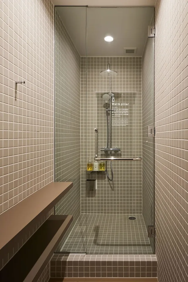 Capsule, Twin Beds, Nine Hours Ningyocho 1/2