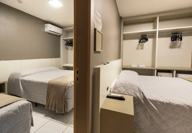 Superior, Quintuple, 1 Single and 2 Double Beds، Palmas Executivo Hotel 3/8