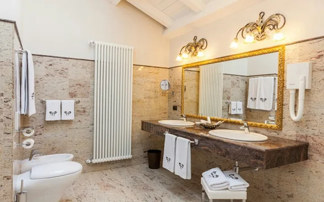 جناح، Grand Hotel di Parma / UNA Esperienze 2/2