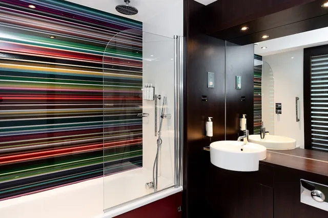 غرفة عائلية بسريرين مزدوجين، Village Hotel Manchester Ashton 5/7