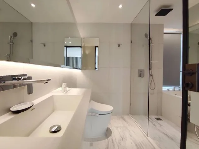 غرفة تنفيذية بسرير كينج، Ashley Hotel BKK 1/4