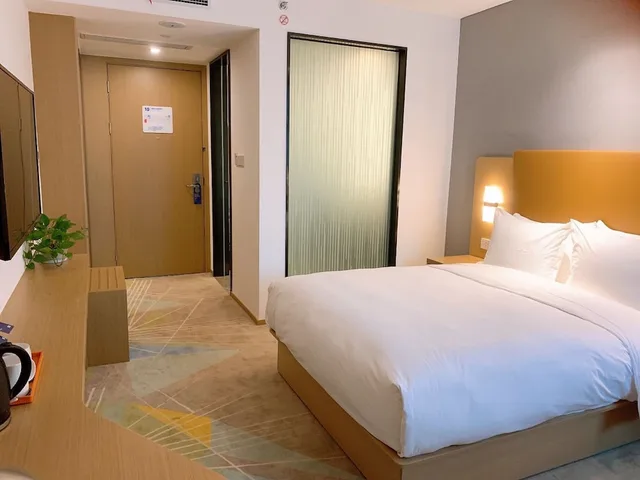 غرفة قياسية بسرير كوين، Holiday Inn Express Changzhou Xinbei 4/5