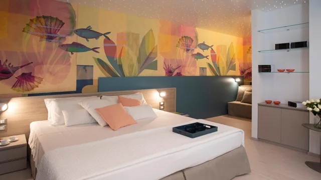 Junior, King Bed, Sofa, Hotel President Lignano 1/2