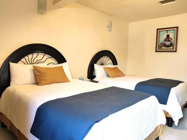 غرفة قياسية بسريرين مزدوجين، JARDINES DEL CENTRO 1/2