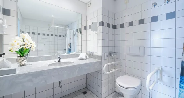 غرفة كومفورت ثلاثية بسرير مزدوج، Plaza Hotel Zwickau 5/7