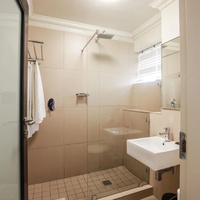 Deluxe, Double or Twin Bed, Sea Front, Blue Waters Hotel 4/4