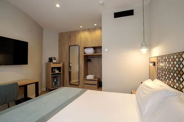 غرفة بريميوم مفردة بسرير مزدوج، Catalonia Excelsior 5/10