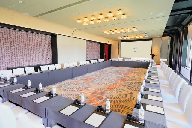 Hotel Indigo Sayram Lake by IHG, Rizhao 38/50