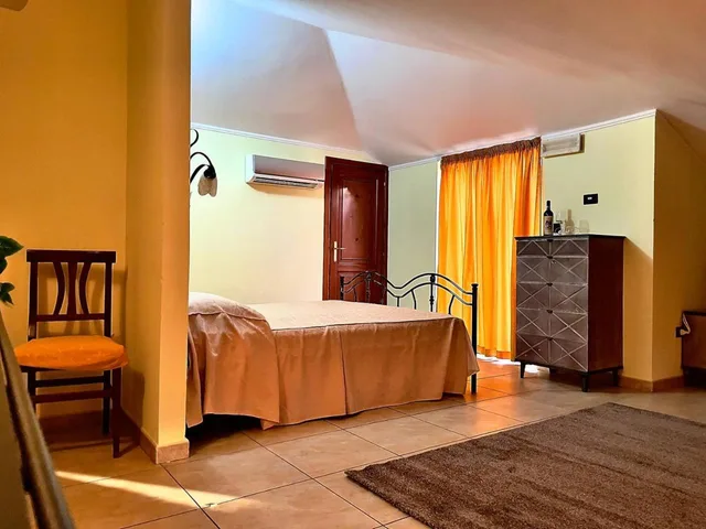غرفة بسرير مزدوج بجاكوزي، Hotel La Cometa 1/4
