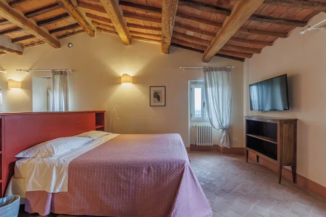 دوبلكس بسريرين كينج، Hotel Villa Sermolli 1/9