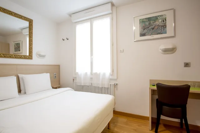 غرفة قياسية بسرير مزدوج، Hotel Darcet Paris 2/4
