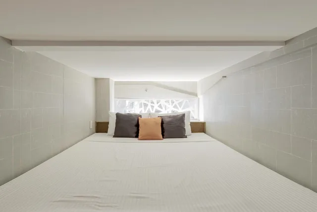Deluxe, No Window، Selah Pods Hotel Manila 1/1