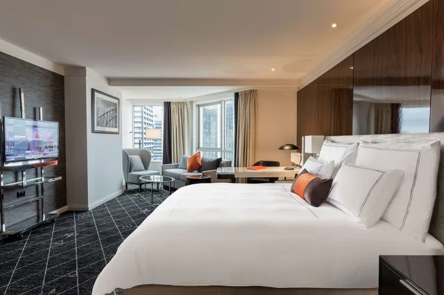 Swiss Select, 2 Double Beds, Sofa، Swissotel Sydney 2/6