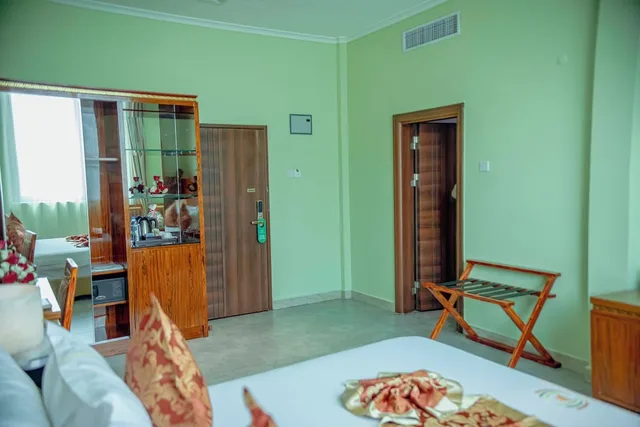 جناح تنفيذي بسرير كينج، Tiffany Diamond Hotel Makunganya Street 10/10