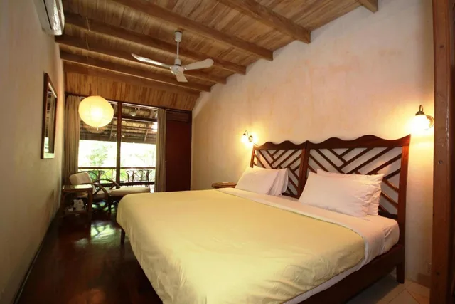 Villa, Riverside، Sala Prabang Hotel 1/1