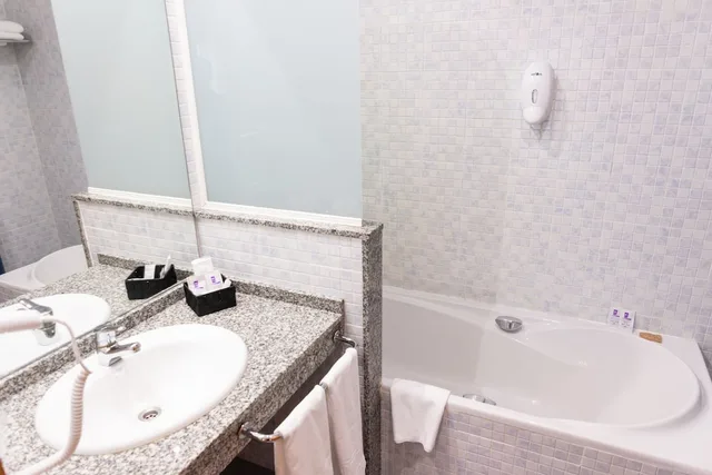 غرفة قياسية بسرير مزدوج، Real Ferrol Hotel 4/10