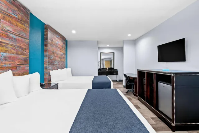 غرفة قياسية رباعية، SureStay Hotel by Best Western Buena Park Anaheim 2/7